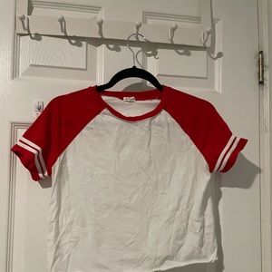 White & red crop tee